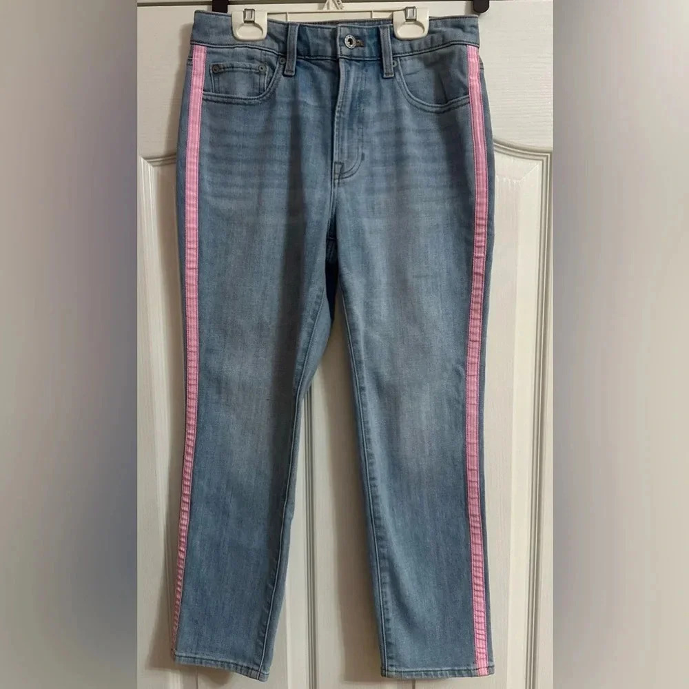 Women’s TALBOTS Modern Ankle Jean Pink White Stripe. Size 2P.
